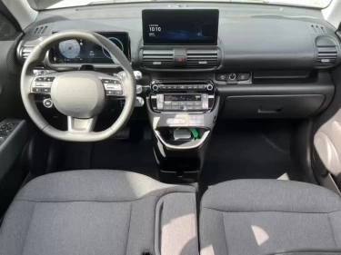 Foto van Hyundai INSTER