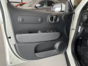 Foto van Hyundai INSTER