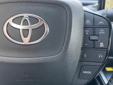 Foto van Toyota C-HR+