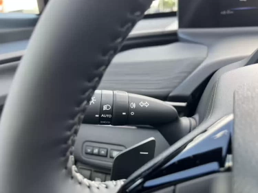 Foto van Toyota C-HR+