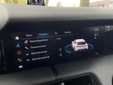 Foto van Porsche Taycan