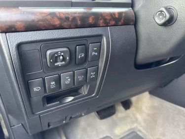 Foto van Toyota Land Cruiser V8