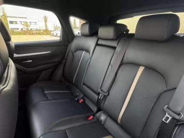 Foto van Mazda CX-60