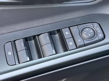 Foto van Toyota C-HR+