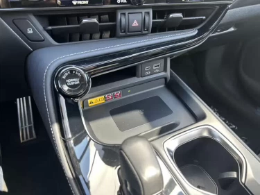 Foto van Lexus NX