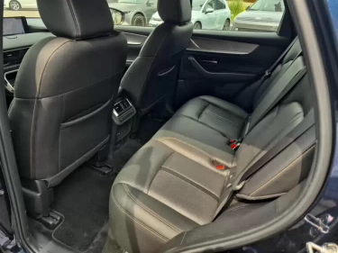 Foto van Mazda CX-60