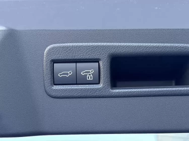 Foto van Toyota C-HR+