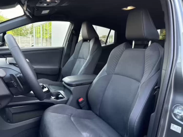 Foto van Toyota C-HR+