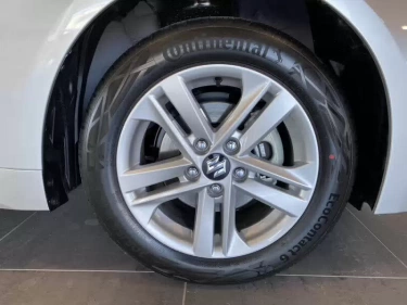 Foto van Suzuki Swace