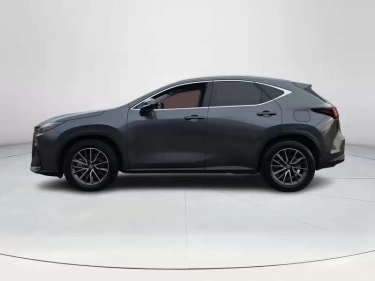 Foto van Lexus NX