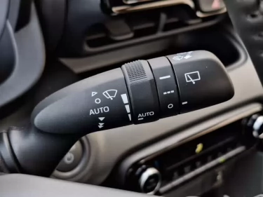 Foto van Mazda 2 Hybrid