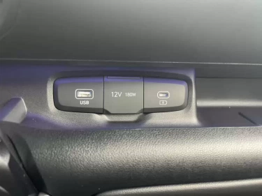 Foto van Hyundai INSTER