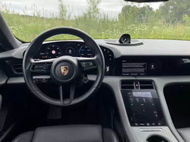 Foto van Porsche Taycan
