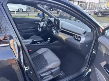 Foto van Toyota C-HR