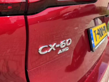 Foto van Mazda CX-60