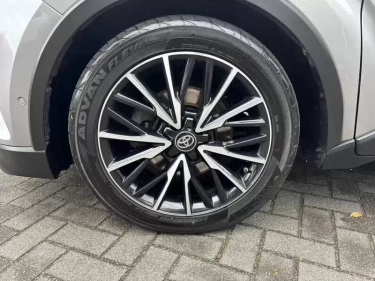 Foto van Toyota C-HR