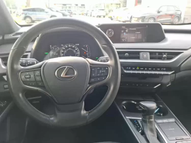 Foto van Lexus UX