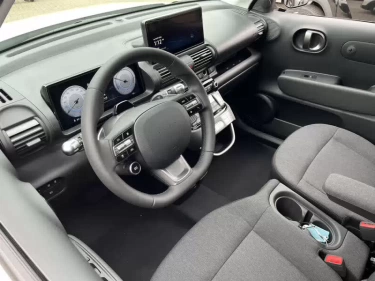 Foto van Hyundai INSTER