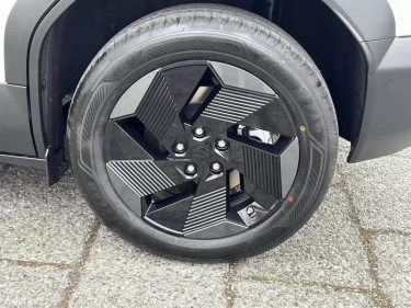 Foto van Suzuki e VITARA