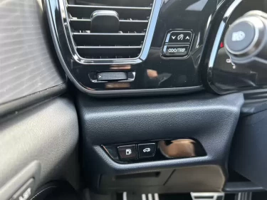 Foto van Lexus NX