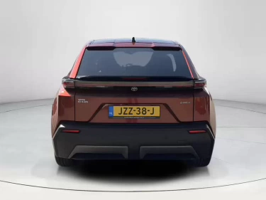 Foto van Toyota C-HR+