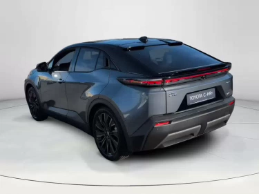 Foto van Toyota C-HR+