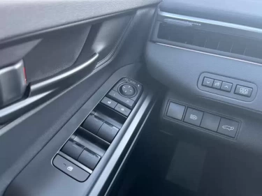 Foto van Toyota C-HR+