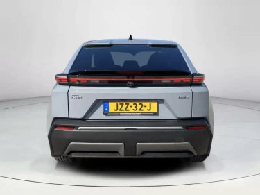 Foto van Toyota C-HR+