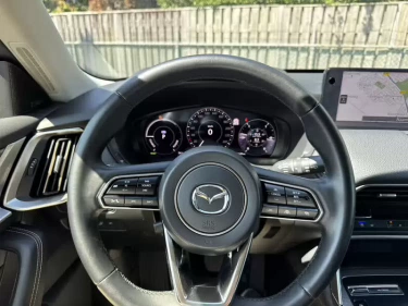 Foto van Mazda CX-60