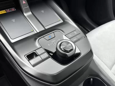 Foto van Toyota C-HR+