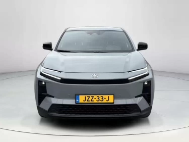 Foto van Toyota C-HR+