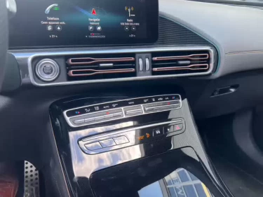 Foto van Mercedes-Benz EQC