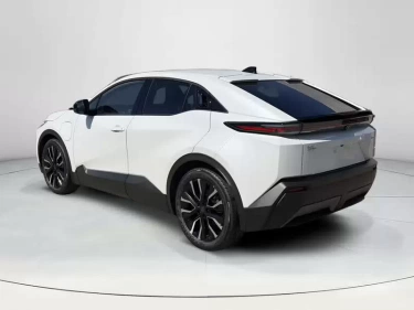Foto van Toyota C-HR+