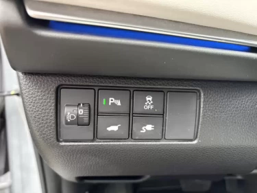 Foto van Honda e:Ny1