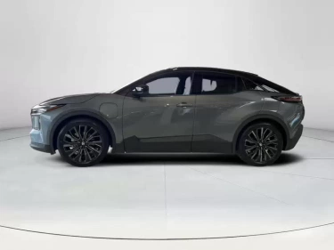 Foto van Toyota C-HR+