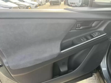 Foto van Toyota C-HR+