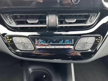 Foto van Toyota C-HR