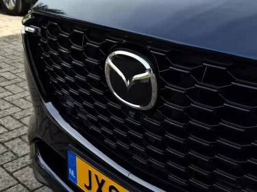Foto van Mazda CX-60