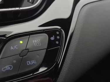 Foto van Toyota C-HR