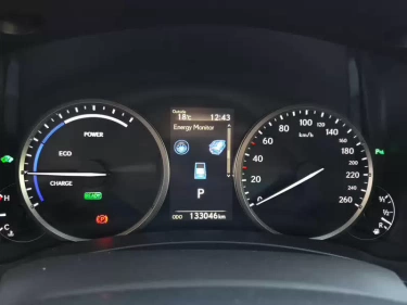 Foto van Lexus NX