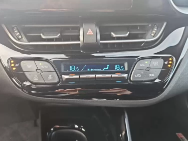 Foto van Toyota C-HR