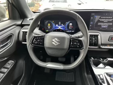 Foto van Suzuki e VITARA