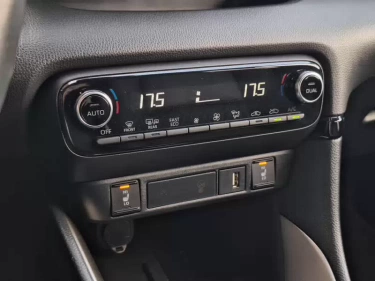 Foto van Mazda 2 Hybrid