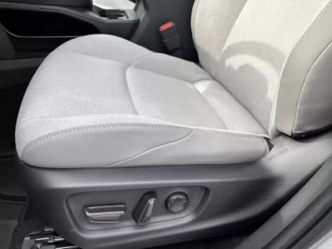 Foto van Toyota C-HR+