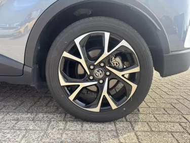 Foto van Toyota C-HR