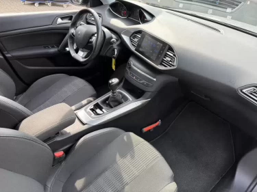 Foto van Peugeot 308 SW