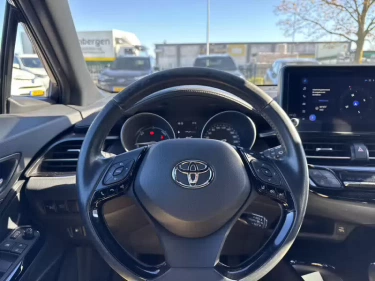 Foto van Toyota C-HR