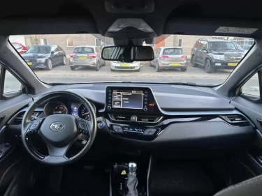 Foto van Toyota C-HR