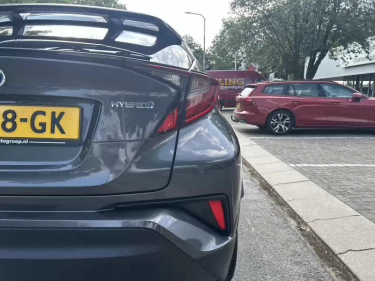 Foto van Toyota C-HR
