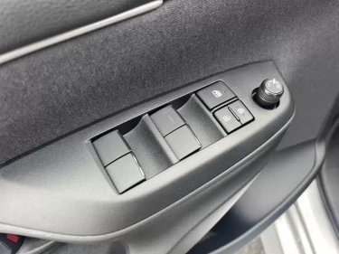 Foto van Mazda 2 Hybrid